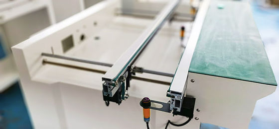 70KG 330*250mm PCB Conveyor Adjustable Oblate Belt SMT Buffer